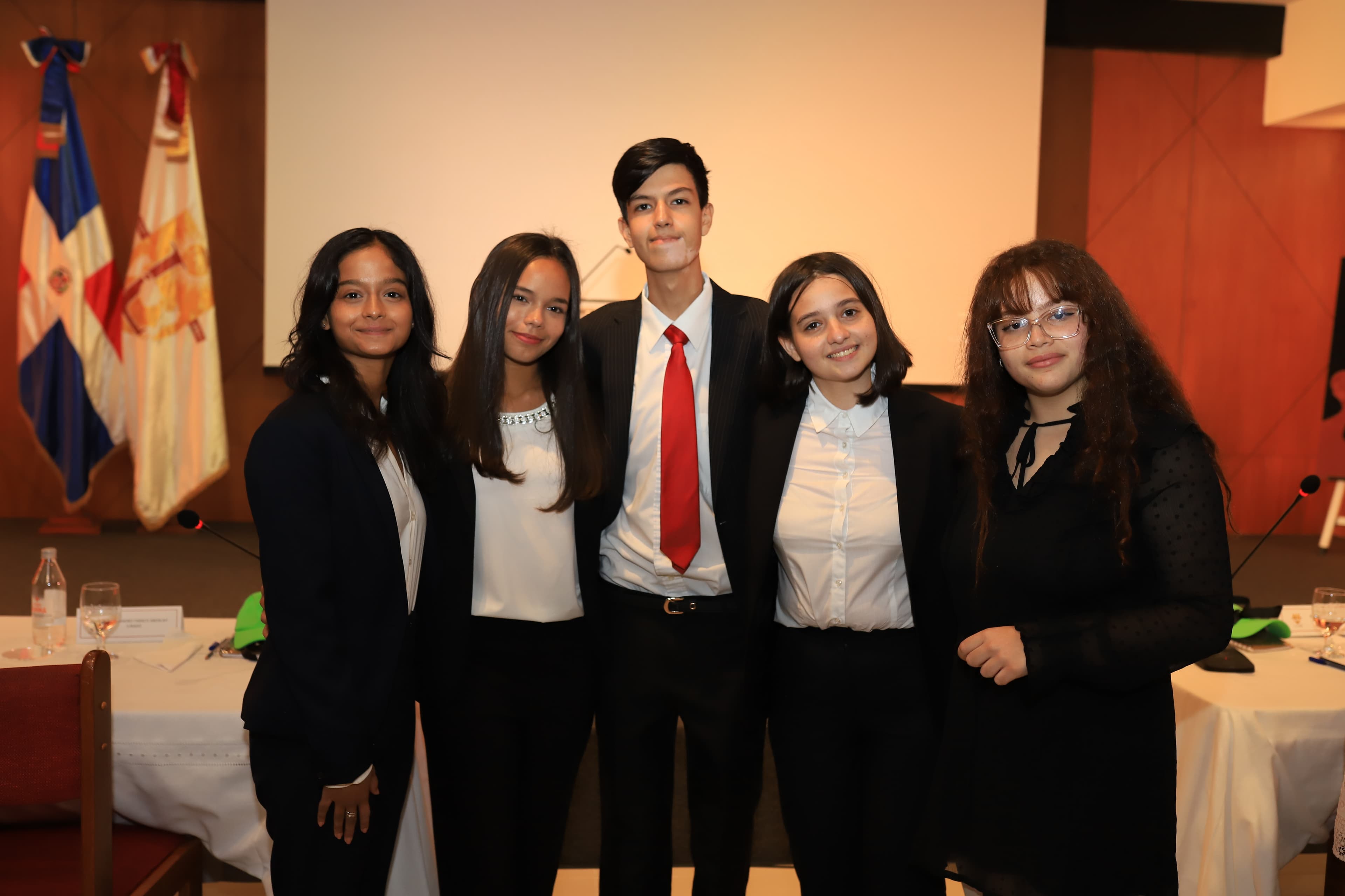 Premio a la Oratoria Alejandro Farach Cruz